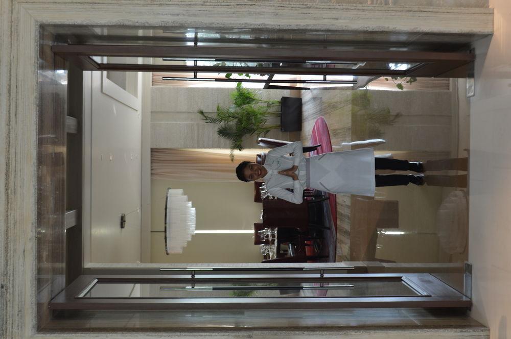 Le Meridien Gurgaon, Delhi Ncr Εξωτερικό φωτογραφία