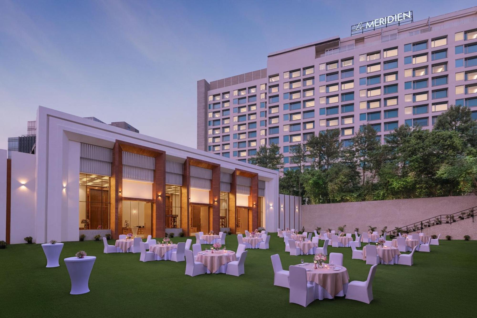 Le Meridien Gurgaon, Delhi Ncr Εξωτερικό φωτογραφία