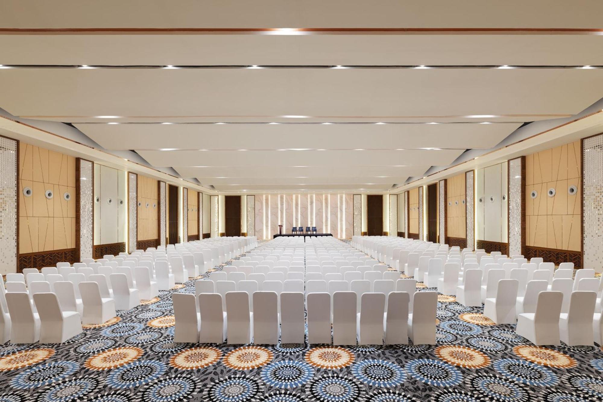 Le Meridien Gurgaon, Delhi Ncr Εξωτερικό φωτογραφία